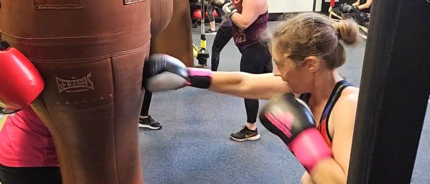 Woman boxing